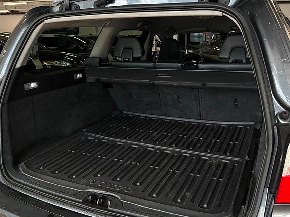 Volvo V70 10 of 19