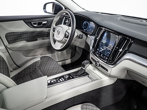 Volvo V60 6 of 10
