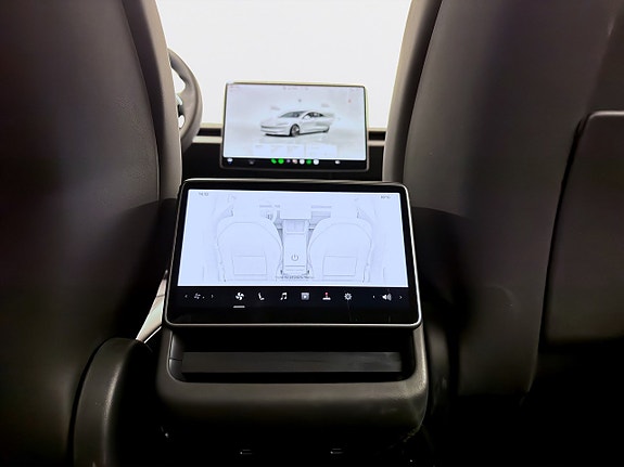 Tesla Model 3 12 of 20