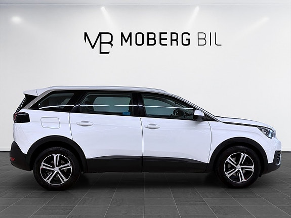 Peugeot 5008 3 of 18