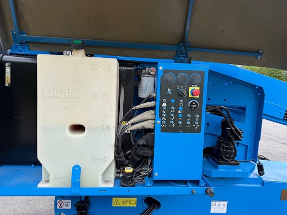GENIE S-45 Bomlift – 15,7 m – 4WD – Nybesiktigad – Årsmodell 8 of 9