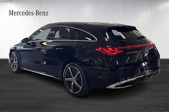 Mercedes-Benz CLA350 3 of 26