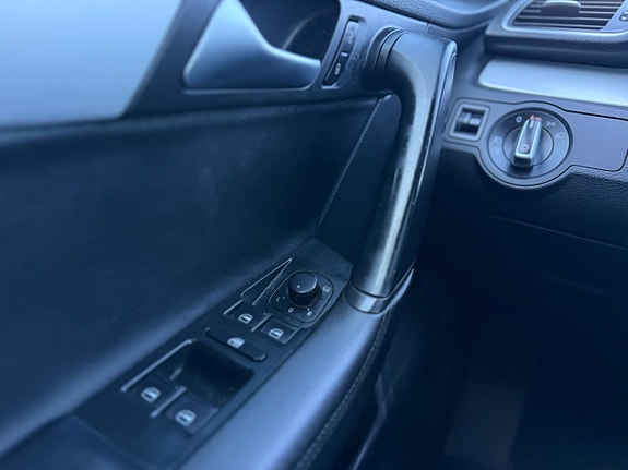 Volkswagen Passat Alltrack 21 of 27