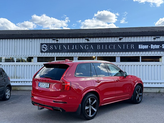 Volvo XC90 3 of 25