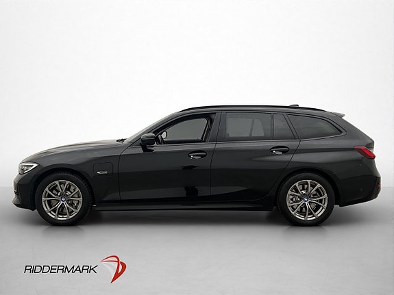 BMW 330e 5 of 30
