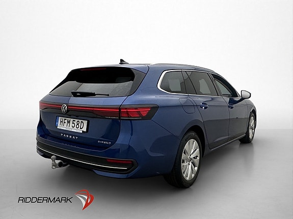 Volkswagen Passat 8 of 30