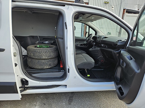 Citroen Berlingo 14 of 26