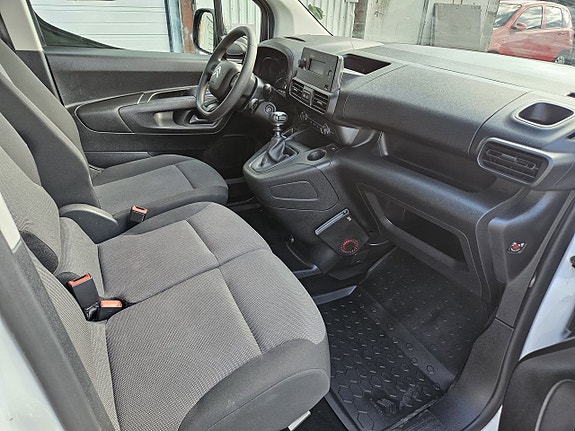 Citroen Berlingo 18 of 26