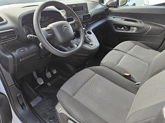 Citroen Berlingo 17 of 26