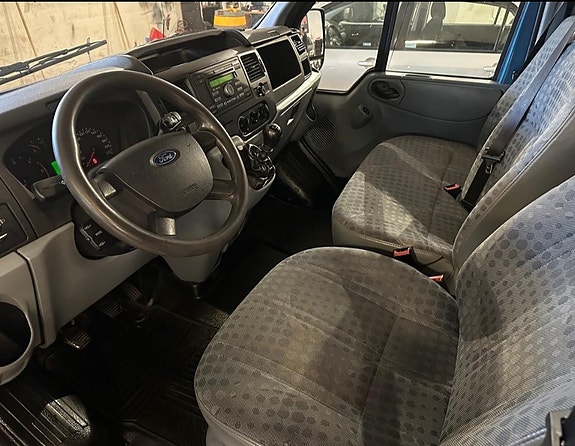 Ford Transit 4 of 6