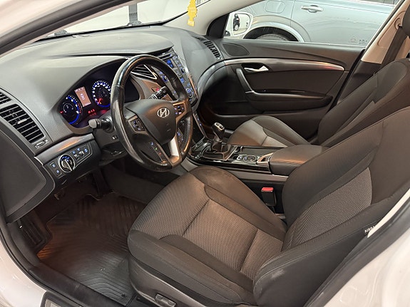 Hyundai i40 8 of 10