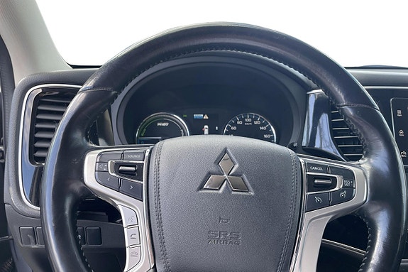 Mitsubishi Outlander 12 of 22