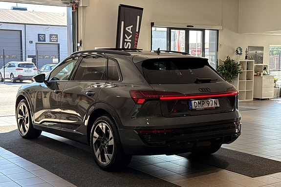 Audi Q8 e-tron 3 of 30