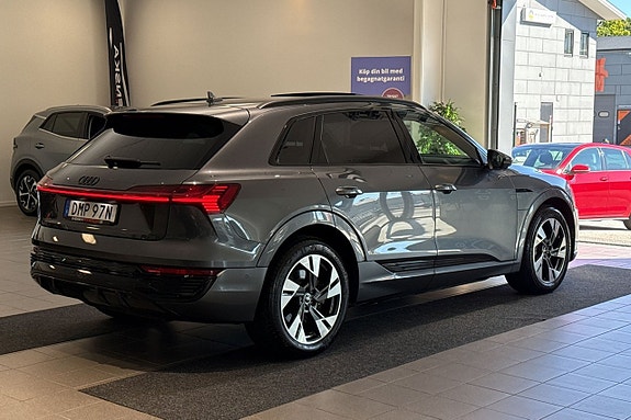 Audi Q8 e-tron 6 of 30