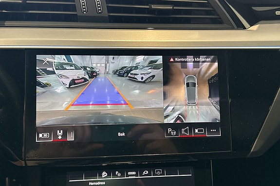 Audi Q8 e-tron 19 of 30