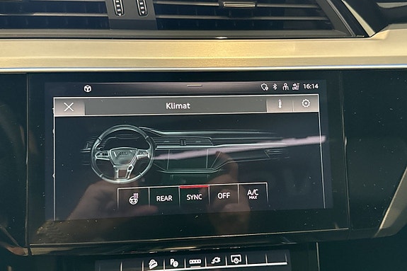 Audi Q8 e-tron 21 of 30