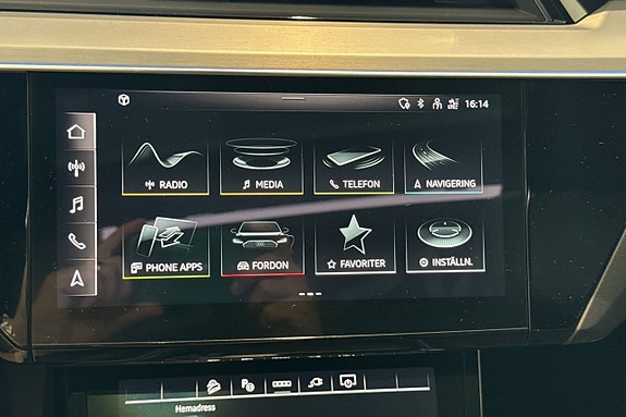 Audi Q8 e-tron 22 of 30