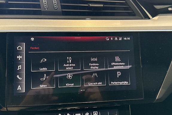 Audi Q8 e-tron 25 of 30