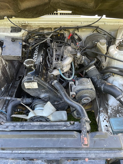 Volvo 740 3 of 8