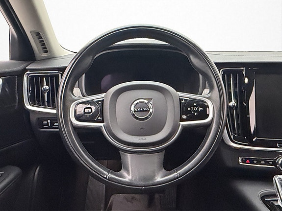 Volvo V90 17 of 30