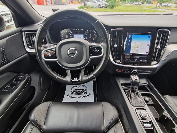 Volvo S60 13 of 16