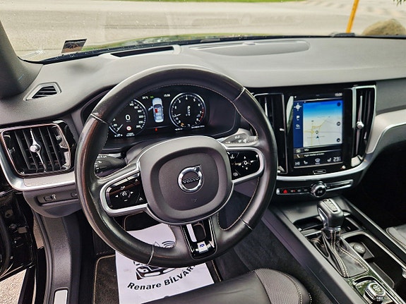 Volvo S60 11 of 16