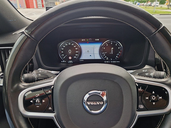 Volvo S60 8 of 16