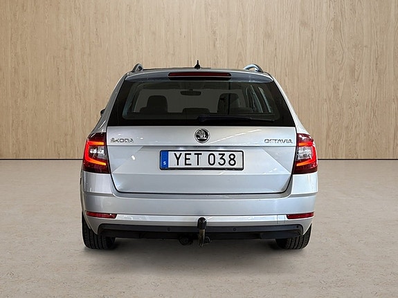 Skoda Octavia 10 of 11
