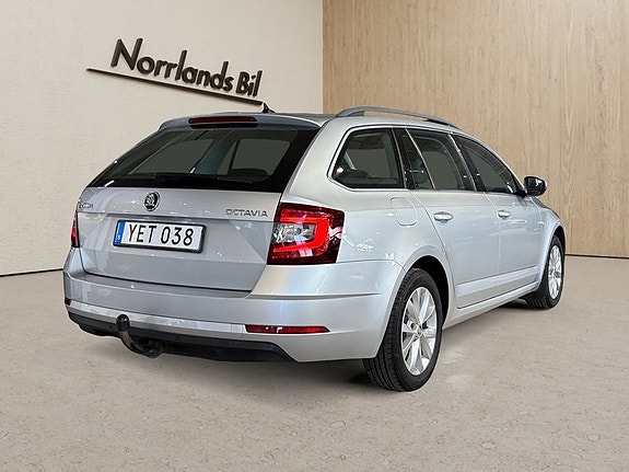Skoda Octavia 8 of 11