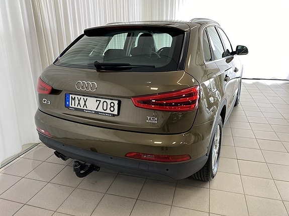 Audi Q3 3 of 11