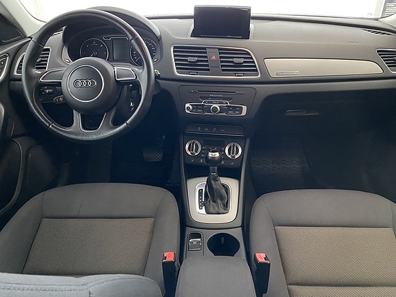 Audi Q3 5 of 11