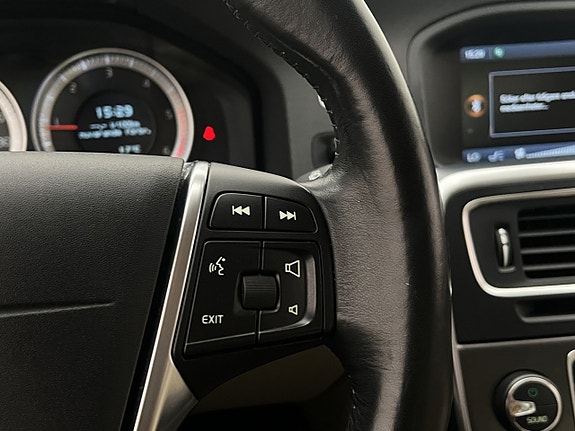 Volvo S60 19 of 30