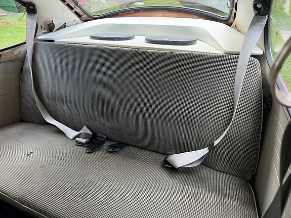Volkswagen 1302 8 of 9