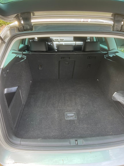 Volkswagen Passat Alltrack 4 of 9