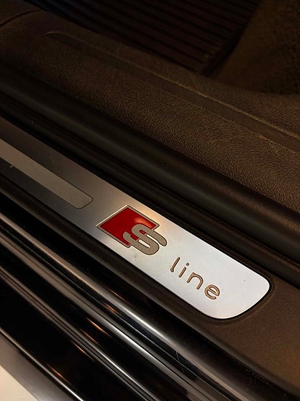 Audi A4 10 of 13