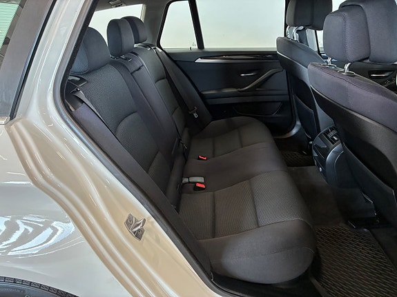 BMW 520d 14 of 19