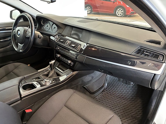 BMW 520d 17 of 19