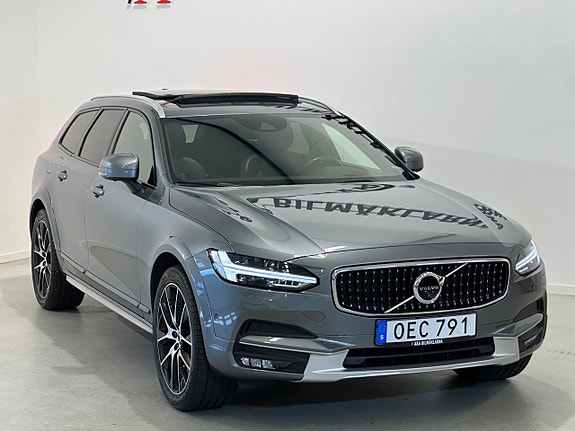 Volvo V90 Cross Country 3 of 28