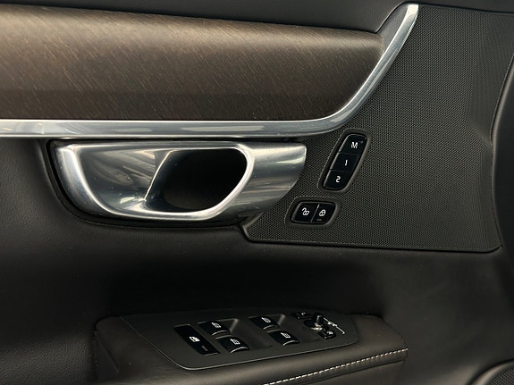 Volvo V90 Cross Country 25 of 28