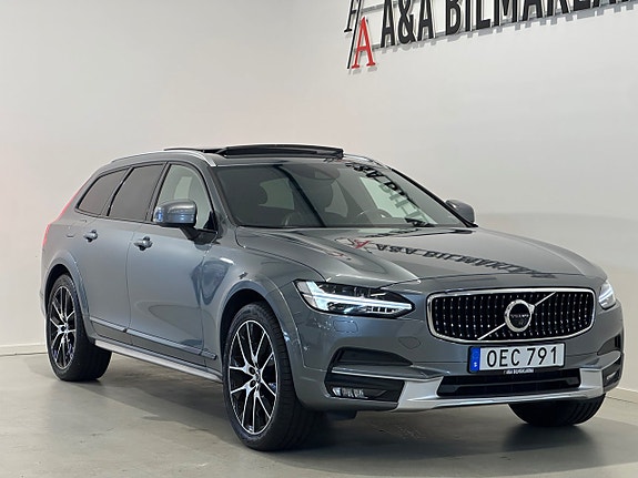 Volvo V90 Cross Country 5 of 28