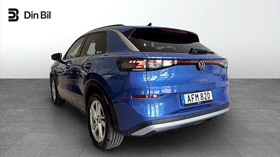 Volkswagen T-Roc 5 of 13