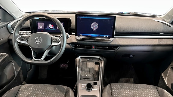 Volkswagen T-Roc 7 of 13