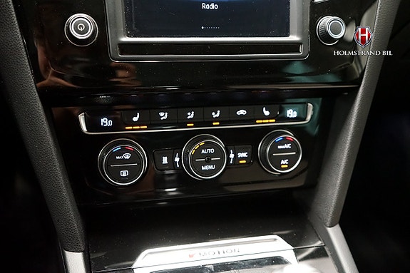 Volkswagen Passat 17 of 20