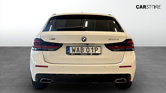 BMW 530e 8 of 19