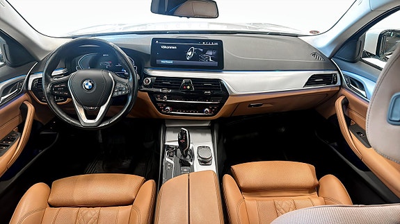 BMW 530e 5 of 19