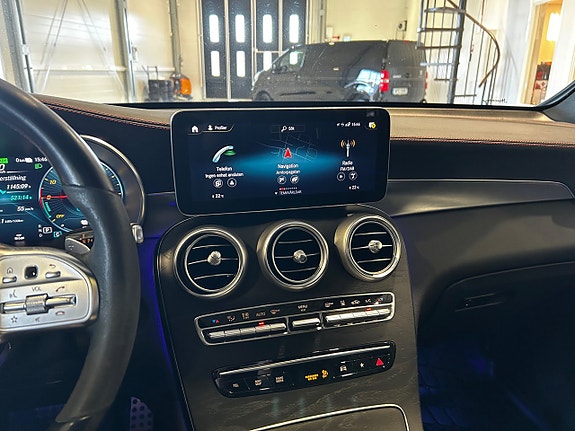 Mercedes-Benz GLC300 de 11 of 19
