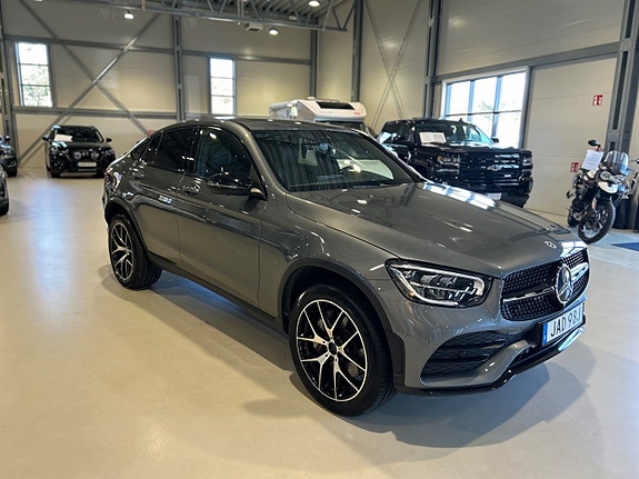 Mercedes-Benz GLC300 de 2 of 19