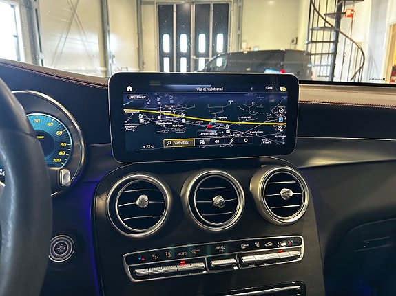 Mercedes-Benz GLC300 de 12 of 19