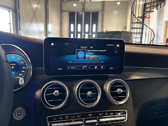 Mercedes-Benz GLC300 de 13 of 19