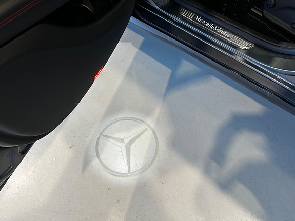 Mercedes-Benz GLC300 de 18 of 19
